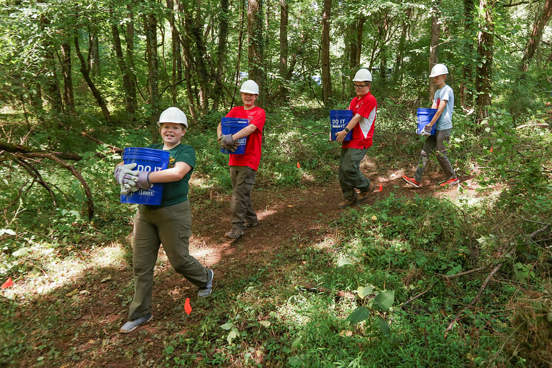 Scouts perform service.